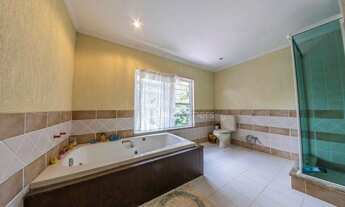 Imagem 7: Casa no Comary por R$ 1.200.000 ou aluguel por R$ 6.000/mês - Teresópolis/RJ