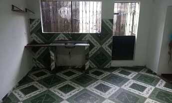 Imagem 6: Alugo Casa Grande 4 Quartos Sala e Cozinha