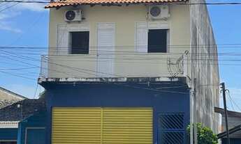 Imagem: Prédio com 3 apartamentos