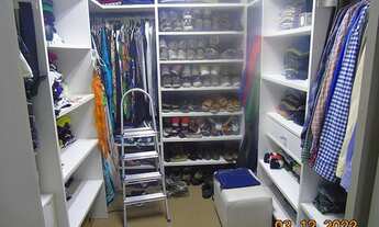 Imagem 2: VENDO BEISSIMA CASA PRÓXIMO A SAIDA PARA O RIO