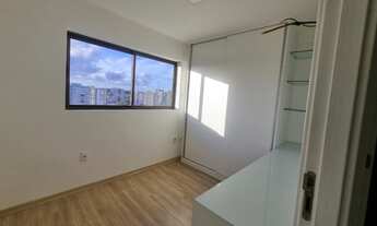 Imagem 2: Vendo apto no Ed Galés da Pajucara com 2 quartos e andar alto