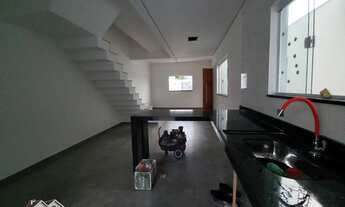 Imagem 5: Sobrado novo com 3 dormitórios e 4 vagas, com instalação de placas de energia solar !