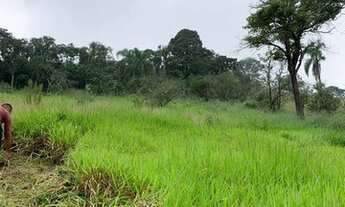 Imagem 2: Vende-se terrenos com ótima localização em Arujá