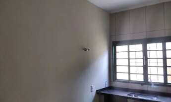 Imagem 3: Imóvel residencial, casa, Sala, Cozinha, 1 Banheiro, 2 Quarto, Área de Serviços e Garagem