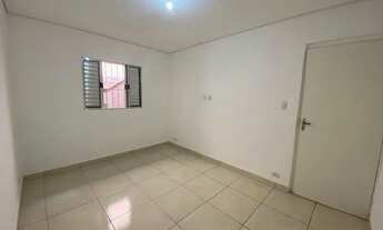 Imagem 2: Casa para aluguel com 168 metros quadrados com 20 quartos em Vila Eldízia - Santo André