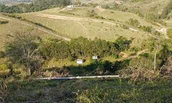 Imagem 5: Lote/Terreno para venda possui 600 metros quadrados em Centro - Igaratá - SP