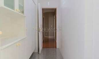 Imagem 7: Apartamento duplex mobiliado para venda no Batel em Curitiba/PR - Confiancce Imóveis