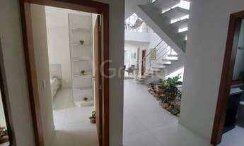 Imagem 7: Casa com 4 suítes na praia da Armação