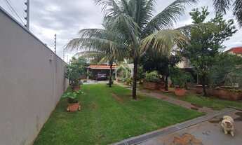 Imagem: CASA COM 2 DORMITORIOS PROX AO COLEGIO MILITAR