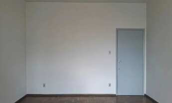 Imagem 2: 3 quartos com vaga no Centro para locação