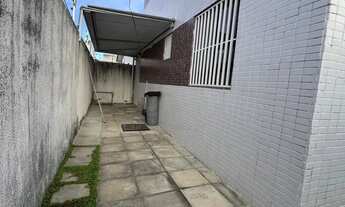 Imagem 2: APARTAMENTO TERREO COM AREA