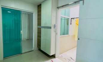 Imagem 3: Casa em condomínio com 4 suítes na Fraga Maia com piscina