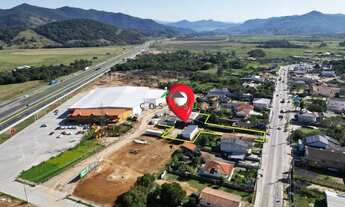 Imagem 2: Galpão disponível para locação anual em Araçatuba - Imbituba/SC