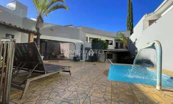 Imagem 2: Casa à venda, 4 quartos, 2 suítes, 4 vagas, Castelo - Belo Horizonte/MG