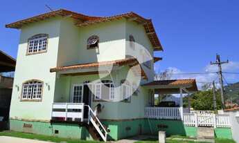 Imagem 4: Casa com 3 quartos no Helena Varella 1 com 179m² - Valor R$ 590.000,00 - Maricá / RJ