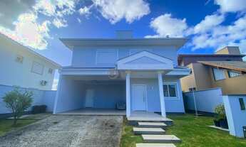 Imagem 2: Casa de condomínio para venda possui 279 metros quadrados com 4 quartos