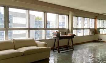 Imagem 4: Itaim Bibi próximo ao Clube Pinheiros, rua fechada , para. Reforma , 3 suítes com lazer