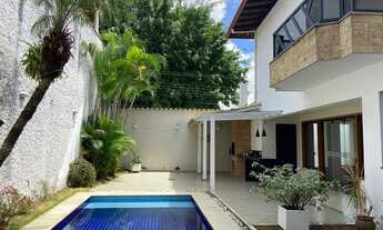 Imagem: Casa duplex espaçosa com área gourmet