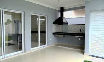 Imagem: Casa com aquecedor solar no Condomínio