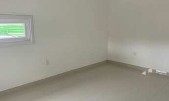 Imagem 4: Casa Duplex em Condomínio Fechado com fácil acesso a Orla