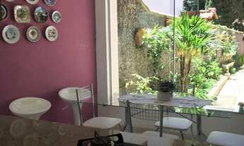 Imagem 6: Oportunidade de Alto Padrão no Mosela - Belíssima Casa de 4 quartos sendo 2 suítes ( Área