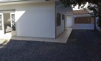 Imagem: Kitnet no Floresta, incluso água e luz