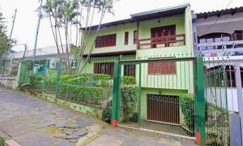 Imagem 4: Casa de 275m² - 3 dormitórios e 3 vagas no bairro Coronel Aparício Borges