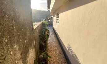 Imagem 2: Castelanea -Casa para aluguel com 130 metros quadrados com 3 quartos