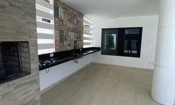 Imagem 7: Casa de condomínio para aluguel possui 350 metros quadrados com 4 quartos