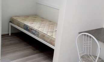 Imagem 5: Quitinete mobiliada individual próxima Terminal Pinheirinho, masculino