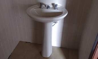 Imagem 6: Apartamento com 2 dormitórios para alugar, 97 m² por R$ 1.250,00/mês - Zona 7 - Maringá/PR