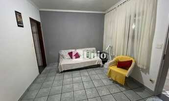 Imagem 4: Sobrado no bairro de Santa Terezinha