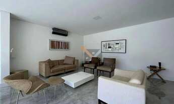 Imagem 5: MANSÃO PARA ALUGUEL ANUAL-JARDIM ACAPULCO-MOBILIADA-7 SUÍTES - CAMPO DE FUTEBOL-PISCINA-AM