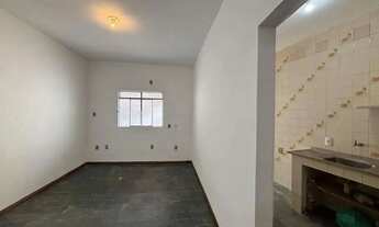 Imagem 6: Casa para Locação no Bairro Democrata 2 Residências no Mesmo Terreno ?? Localização: Bair