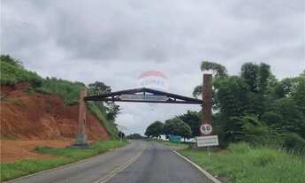 Imagem 2: Maravilhosa Casa Tríplex com 5657 metros quadrados no Centro da cidade de São João Nepomuc