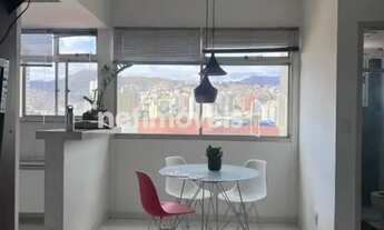 Imagem 3: Apartamento à venda em rua plana, próximo à Avenida do Contorno