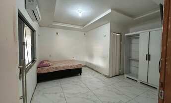 Imagem 2: Casa com piscina