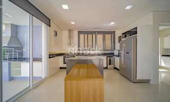 Imagem 12: CASA EM CONDOMÍNIO FECHADO, COM 04 SUÍTES, 02 VAGAS, ALPHAVILLE - SP