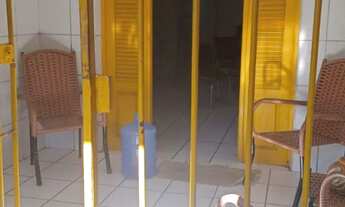 Imagem 3: Casa a venda no Centro de Limoeiro-PE