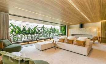 Imagem 4: Apartamento à venda em Três Figueiras com 218 m², 3 quartos, 3 suítes, 3 vagas