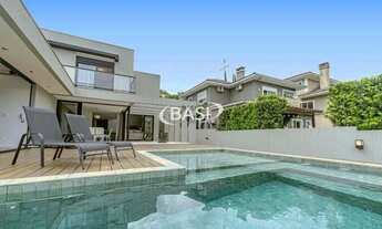 Imagem: Casa com piscina no condomÍnio Le Parc