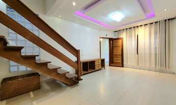 Imagem 4: Sobrado para venda em Jardim Guapituba com 4 quartos, sendo 2 suítes , 246m²