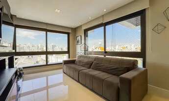 Imagem 4: Apartamento mobiliado de 95 metros 2 suítes 2 vagas no bairro Petrópolis em Porto Alegre