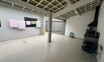 Imagem 7: Maravilhosa casa 100% reformada no Vista Verde com 4 dormitórios, sendo 3 suítes