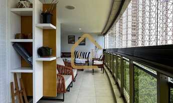 Imagem 2: Apartamento 4 quartos reformado na Lúcio Costa Palais de Nice