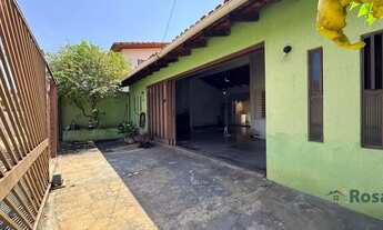 Imagem 2: Casa térrea Residencial/Comercial para venda no Bairro Jardim Tropical, Cuiabá. Próximo ao