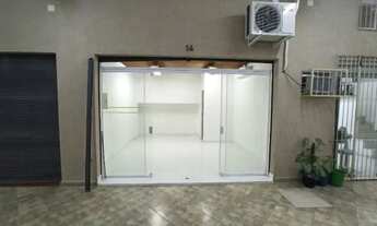 Imagem 2: Sala em galeria comercial na Praça da Árvore, 22m² com mezanino em madeira