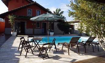 Imagem: Casa com piscina ingleses