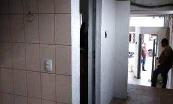 Imagem 2: Casa com 3 dormitórios à venda, 250 m² por R$ 400.000,00 - Vila São Silvestre - Barueri/SP