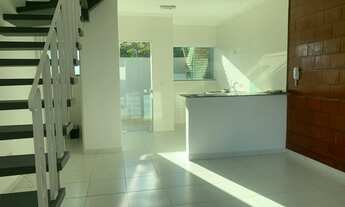 Imagem 2: Condomínio com piscina a 200 metros da praia